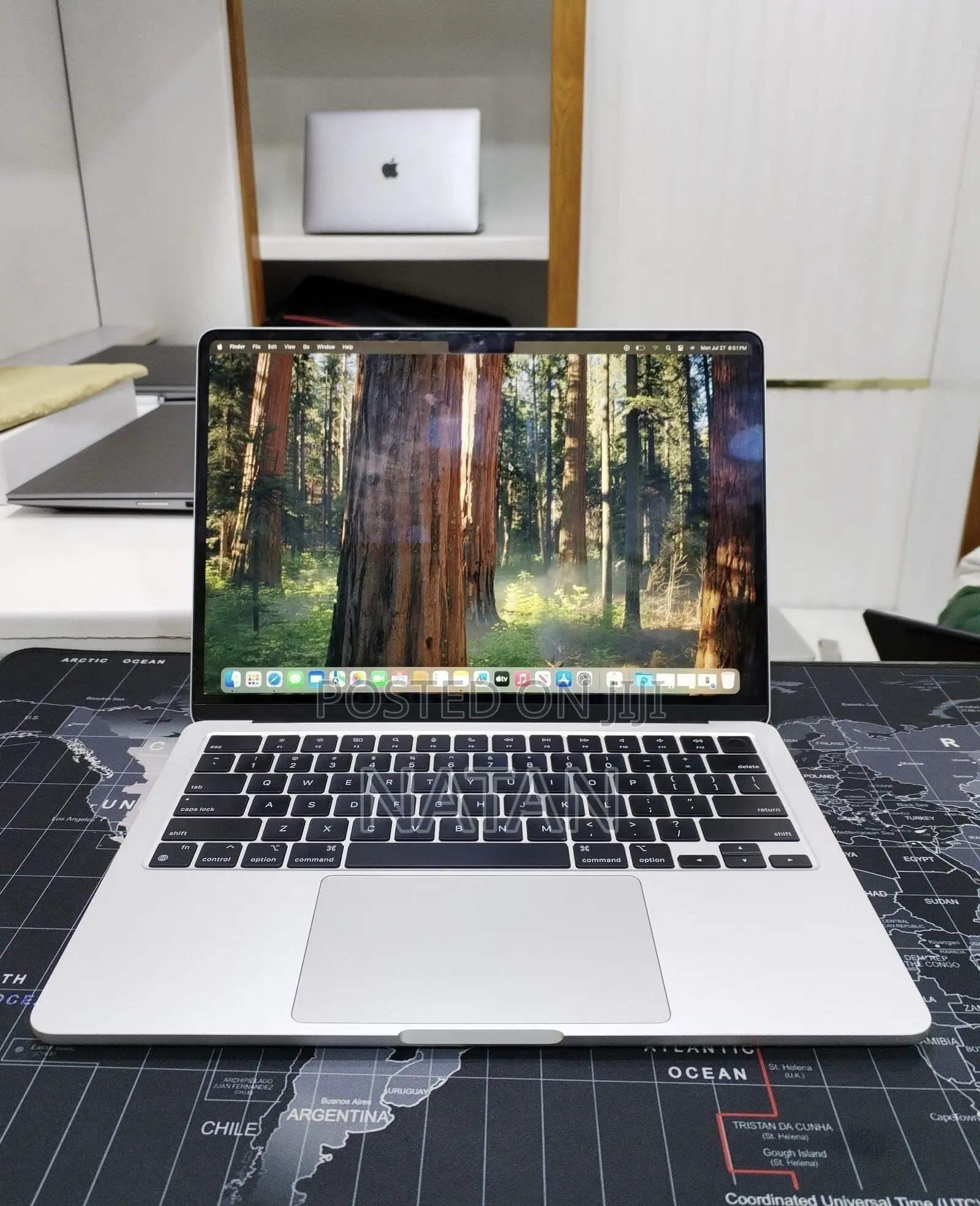 New Laptop Apple MacBook Air 2022 M2 8GB Apple M2 SSD 256GB