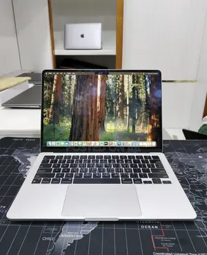 New Laptop Apple MacBook Air 2022 M2 8GB Apple M2 SSD 256GB