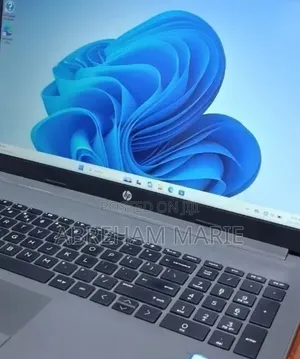 New Laptop HP Stream Notebook 8GB Intel Core i7 SSD 256GB