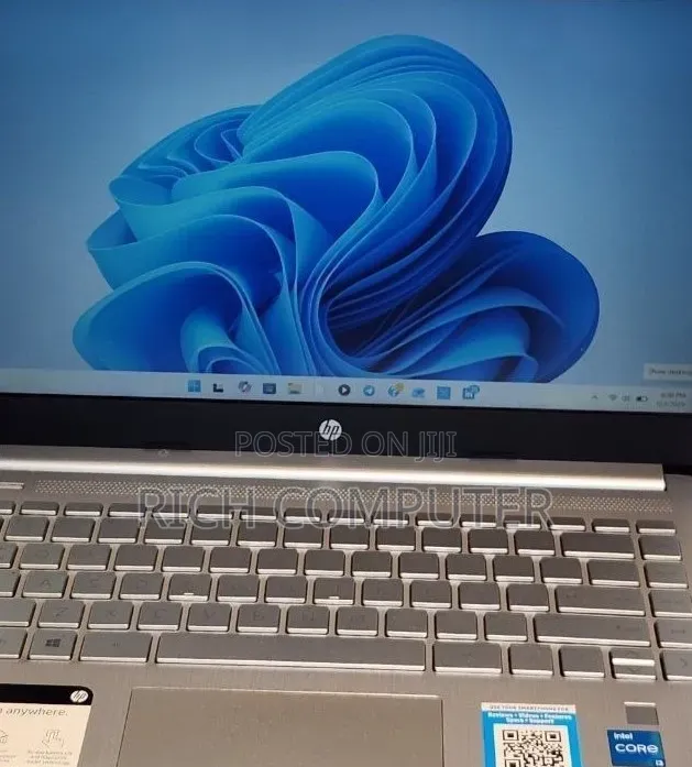 New Laptop HP Stream Notebook 4GB Intel Core i3 SSD 256GB