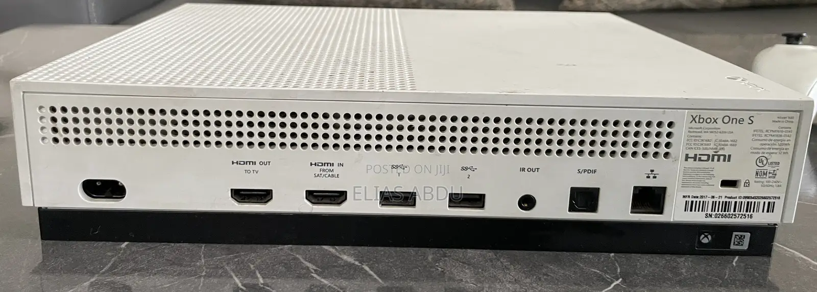 Xbox One S Gaming Bundle + 4 Games