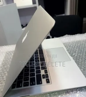 New Laptop Apple MacBook Air 2017 8GB Intel Core i5 SSD 128GB