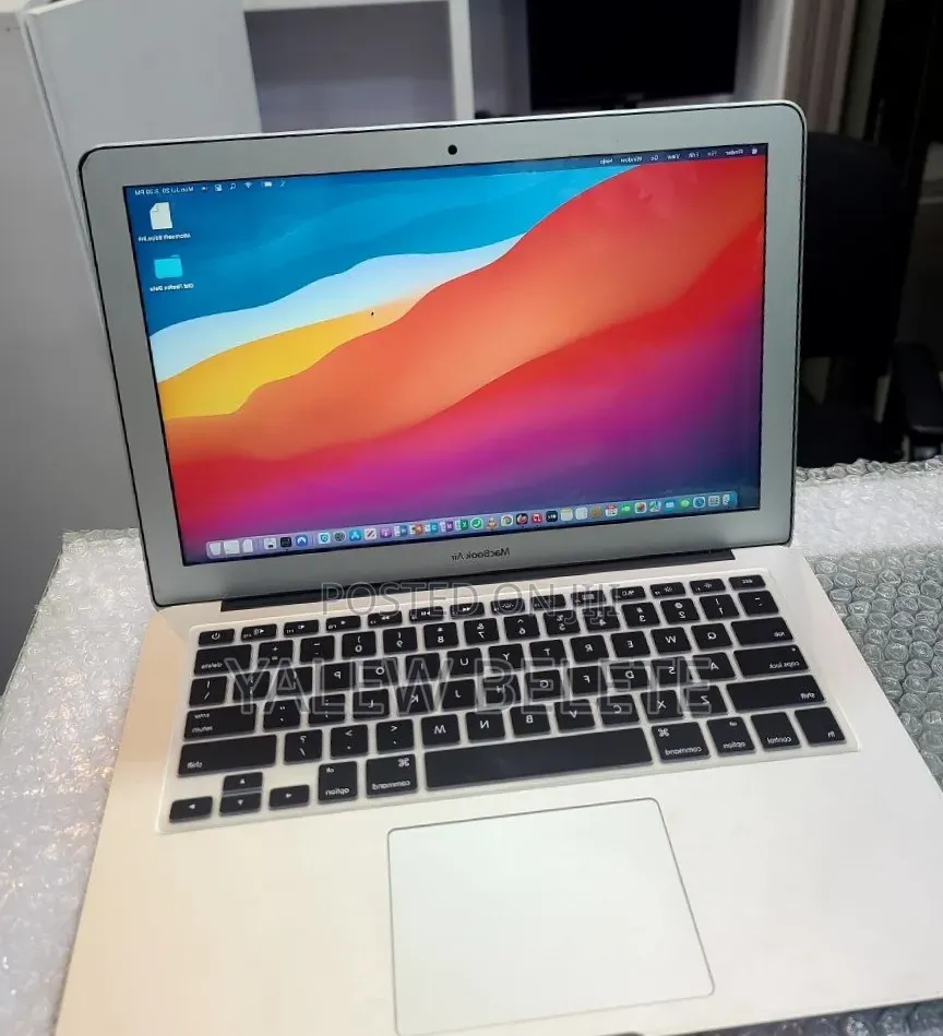 New Laptop Apple MacBook Air 2017 8GB Intel Core i5 SSD 128GB