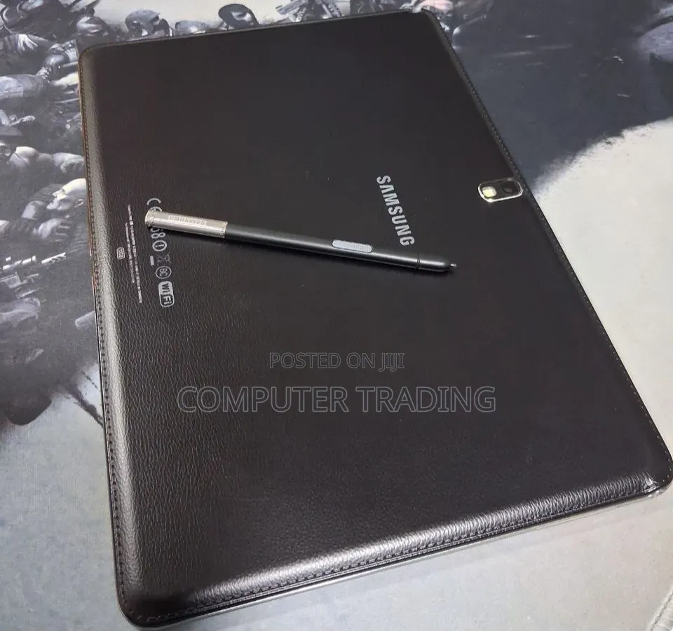 New Laptop Samsung Galaxy Book 2 3GB Intel Core i5 SSD 32GB