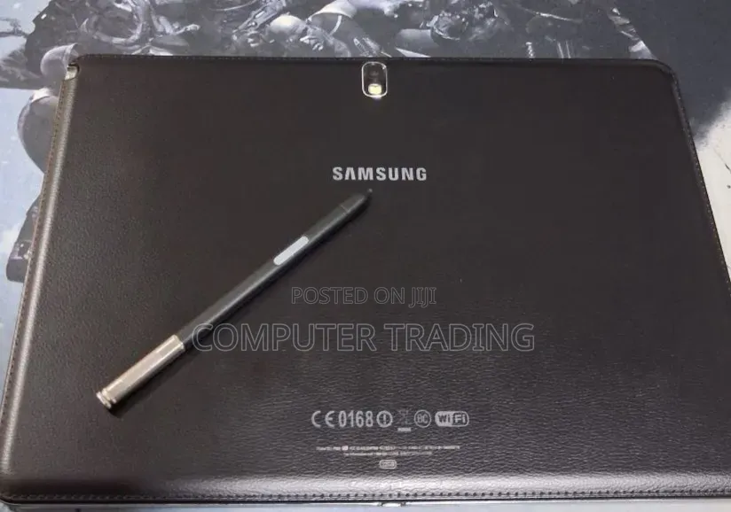 New Laptop Samsung Galaxy Book 2 3GB Intel Core i5 SSD 32GB