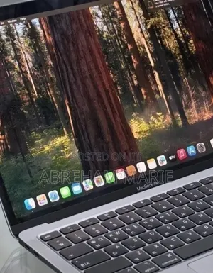 New Laptop Apple MacBook Air 2020 M1 8GB Apple M1 SSD 256GB