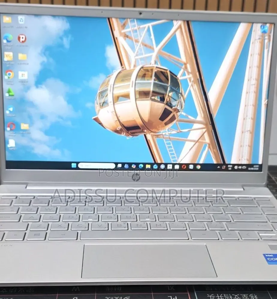 New Laptop HP Pavilion 14 8GB Intel Core i5 SSD 512GB