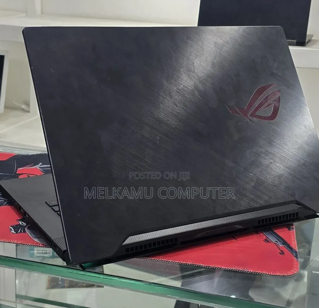 New Laptop Asus ROG Zephyrus G15 16GB Intel Core i7 SSD 1T