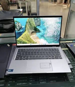 New Laptop Dell Latitude 7450 32GB Intel Core Ultra 7 SSD 1T