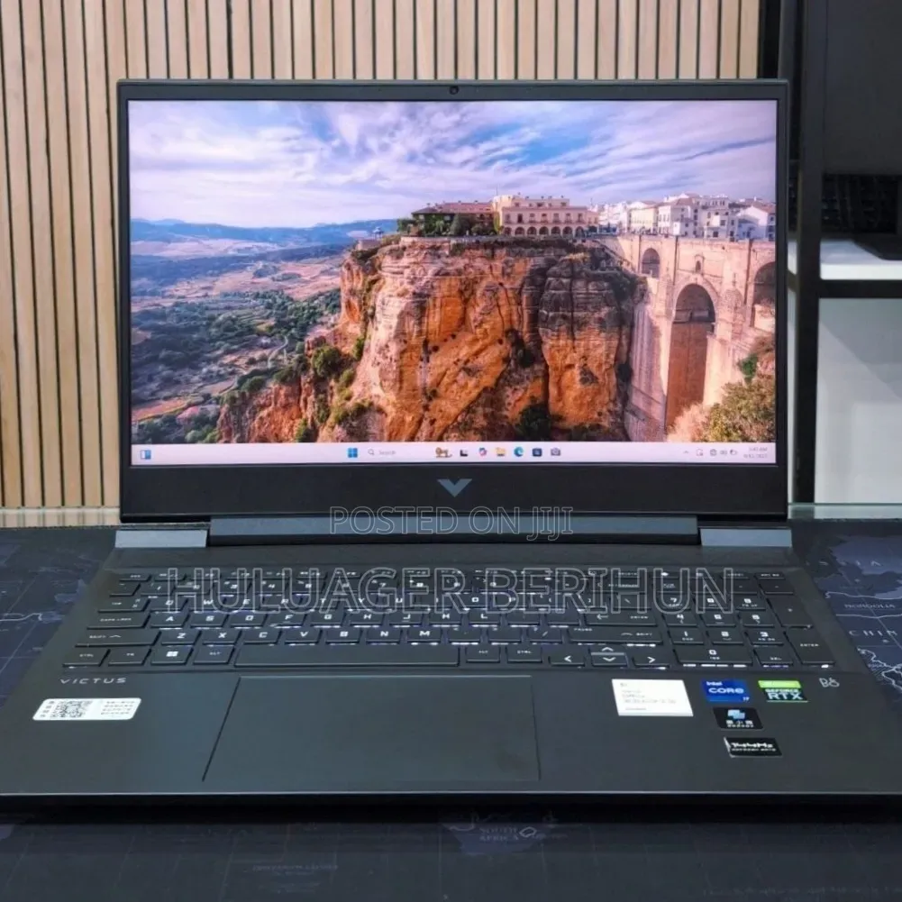 New Laptop HP Victus 16 16GB Intel Core i7 SSD 512GB
