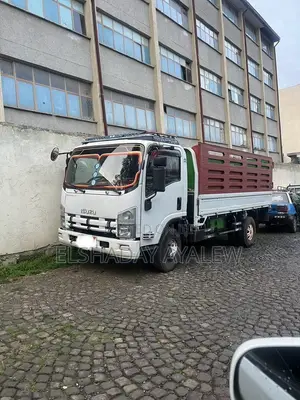 Isuzu Obama 2015