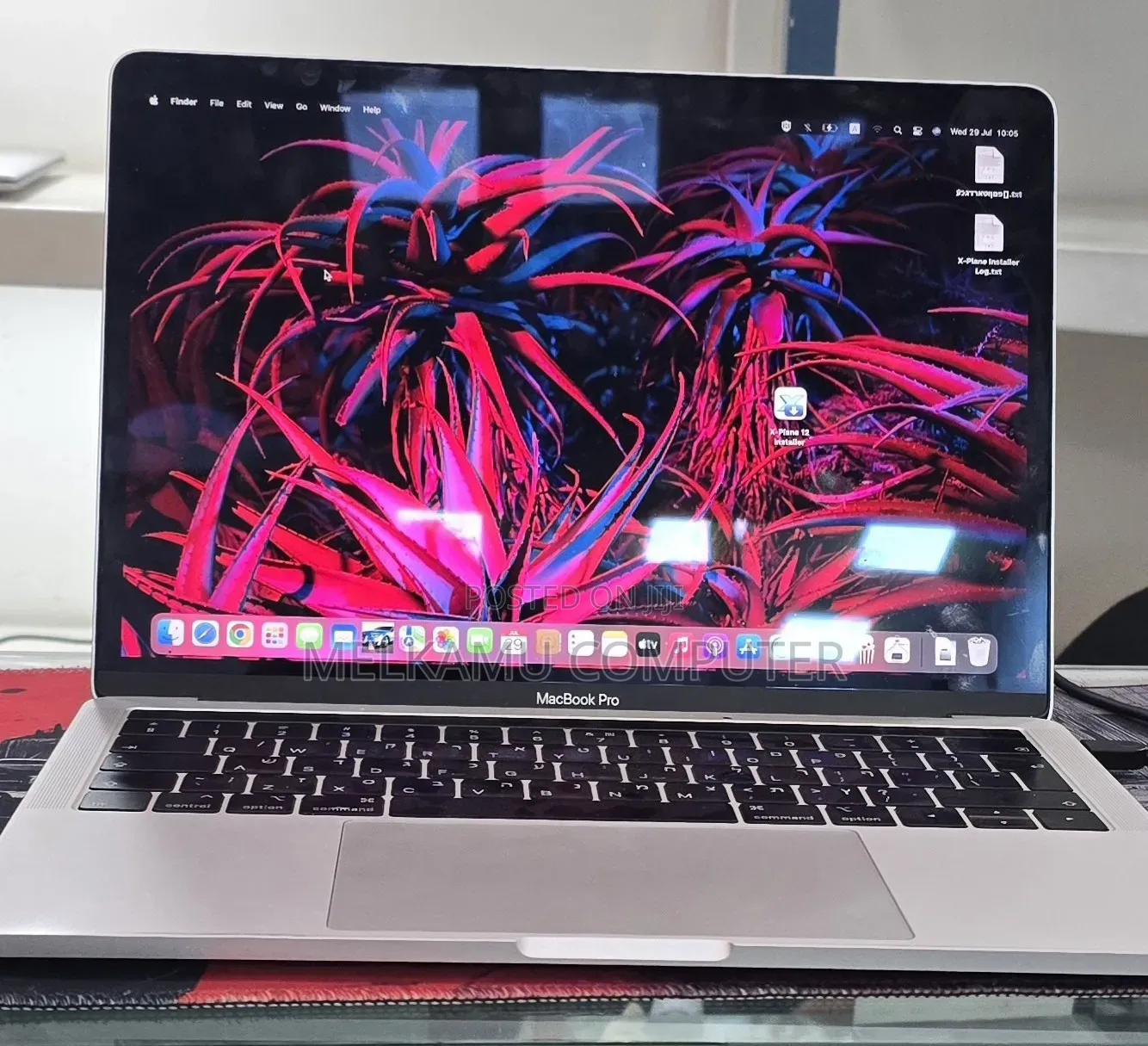 New Laptop Apple MacBook Pro 2018 16GB Intel Core i5 SSD 256GB