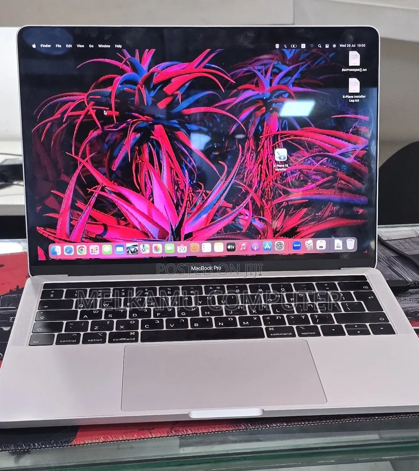 New Laptop Apple MacBook Pro 2018 16GB Intel Core i5 SSD 256GB