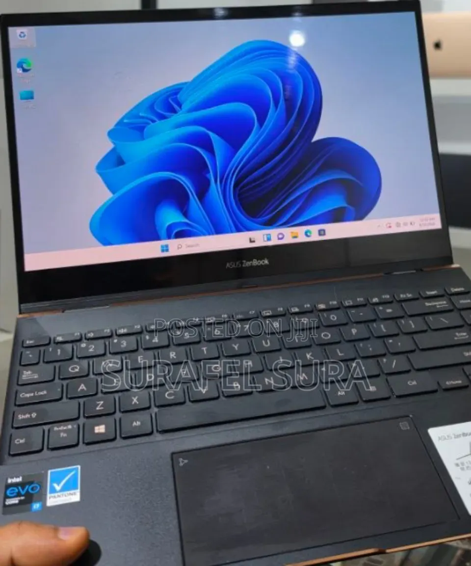 New Laptop Asus Zenbook 13 OLED 16GB Intel Core i7 SSD 512GB