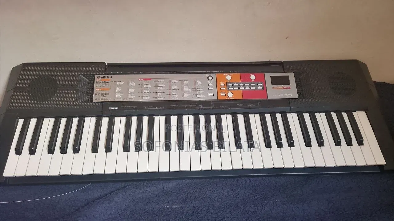 Yamaha Keyboard PSR F50