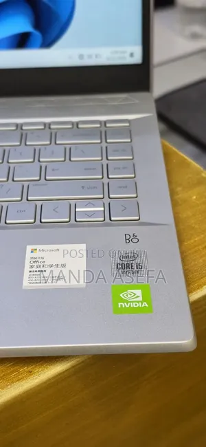 New Laptop HP Pavilion 14 8GB Intel Core i5 SSD 512GB