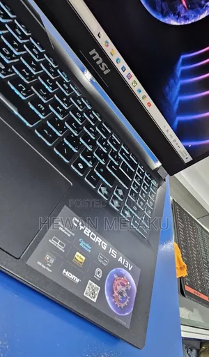 New Laptop MSI GP75 Leopard 16GB Intel Core i7 SSD 1T