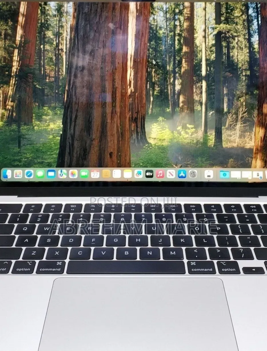 New Laptop Apple MacBook Air 2022 M2 8GB Intel Core M2 SSD 256GB