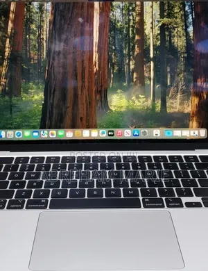 New Laptop Apple MacBook Air 2022 M2 8GB Intel Core M2 SSD 256GB