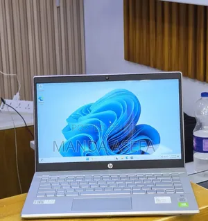 New Laptop HP Pavilion 14 8GB Intel Core i5 SSD 512GB