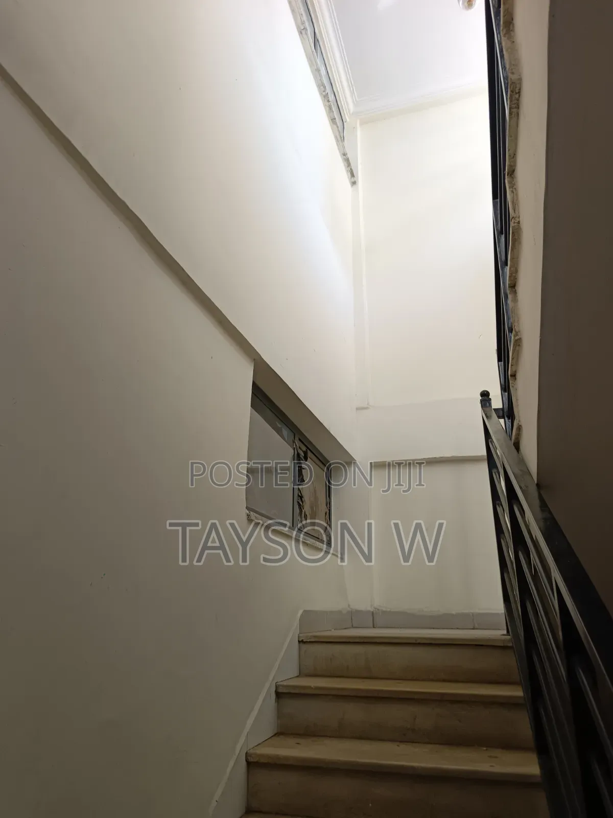 7bdrm House in Addis Ababa Semit, Bole for sale