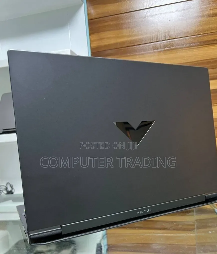 New Laptop HP Victus 16 16GB Intel Core i5 SSD 512GB