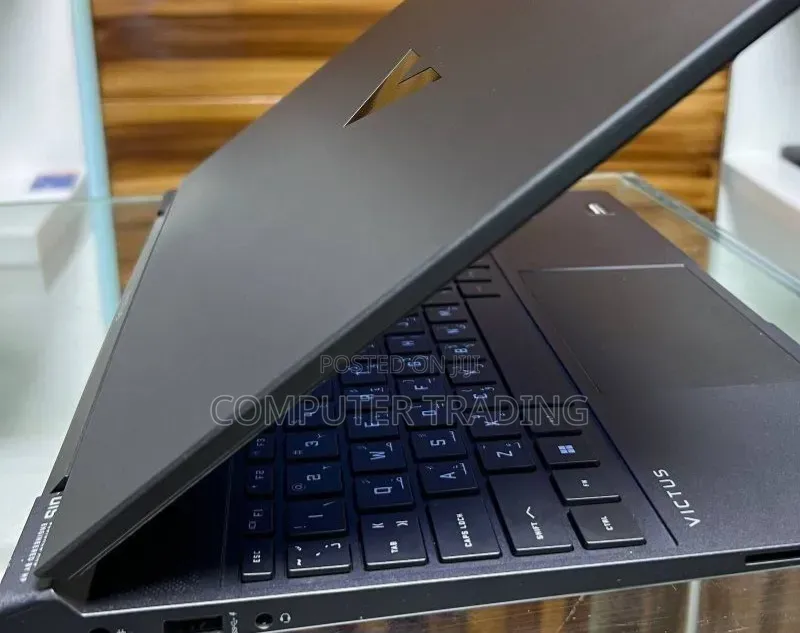 New Laptop HP Victus 16 16GB Intel Core i5 SSD 512GB
