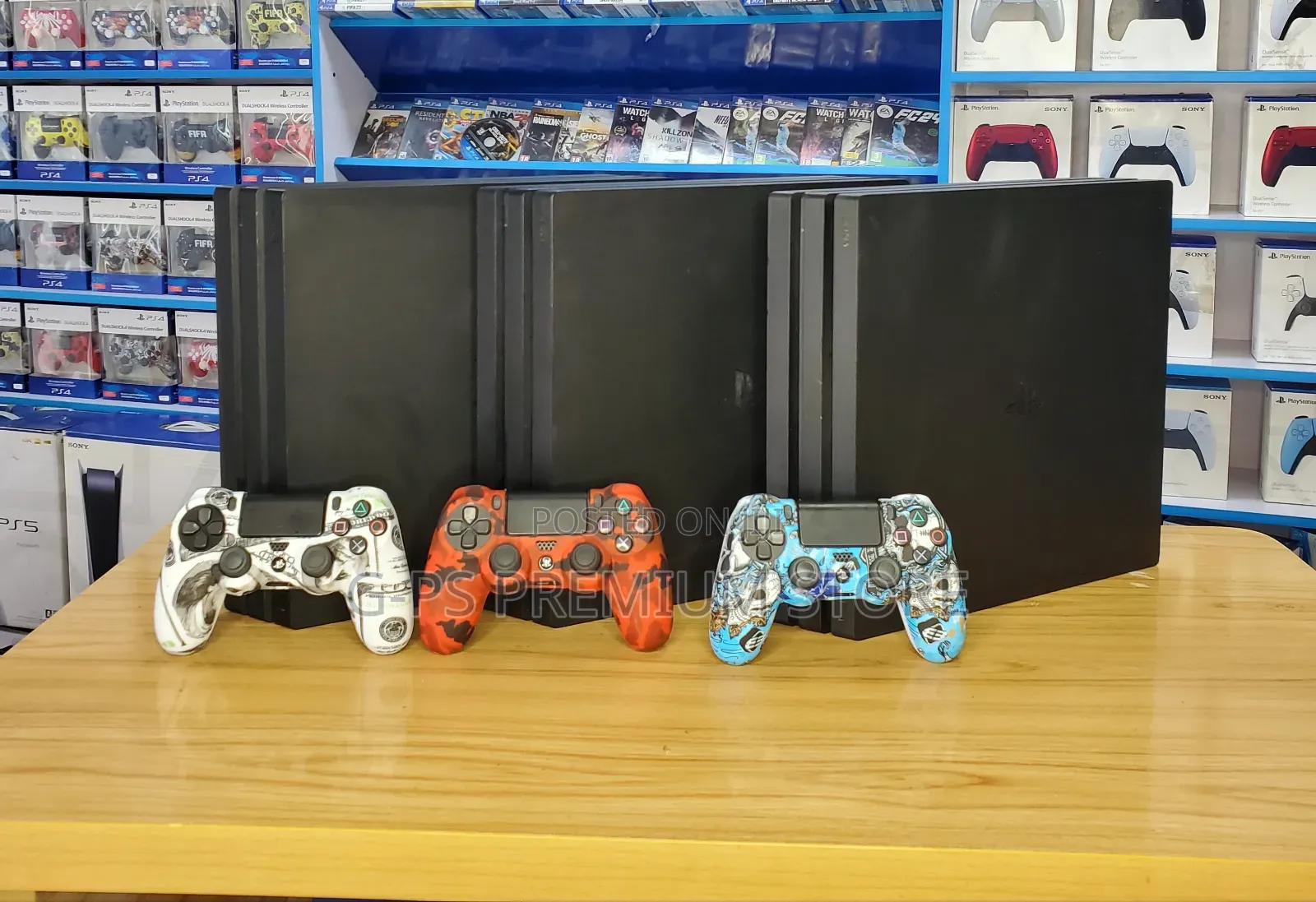 ልዩ የአዲስ አመት ቅናሽ | Ps 4 Pro | Clean & Tested + 1 Original Controller