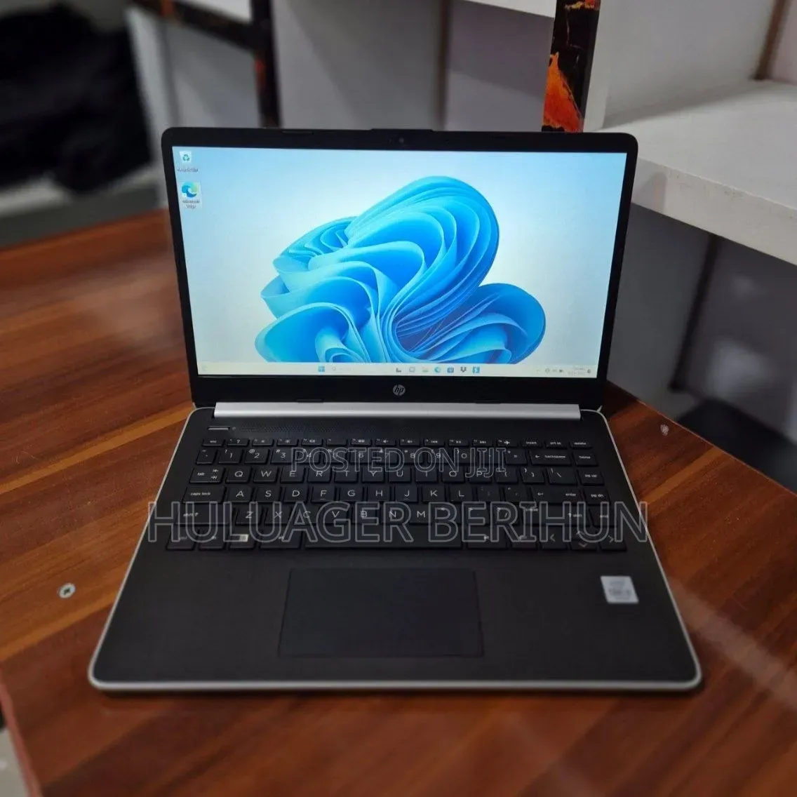 New Laptop HP Stream Notebook 8GB Intel SSD 256GB