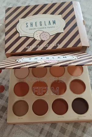SheSHEGLAM Smart Cookie Eyeshadow Palette ✨
Brand New & Unused