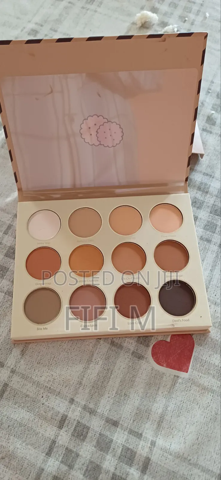 SheSHEGLAM Smart Cookie Eyeshadow Palette ✨
Brand New & Unused
