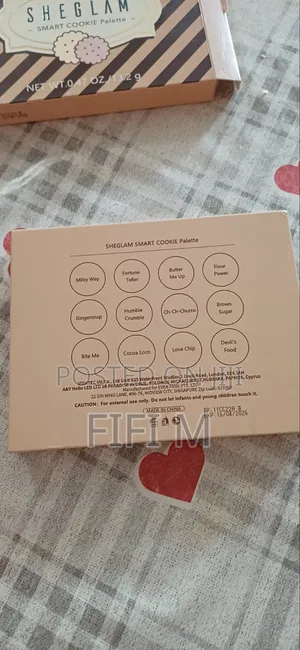 SheSHEGLAM Smart Cookie Eyeshadow Palette ✨
Brand New & Unused