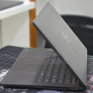 New Laptop Dell Latitude 14 3490 16GB Intel Core i5 SSD 512GB