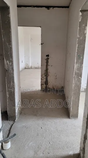 3bdrm Apartment in City Center, Lideta for sale