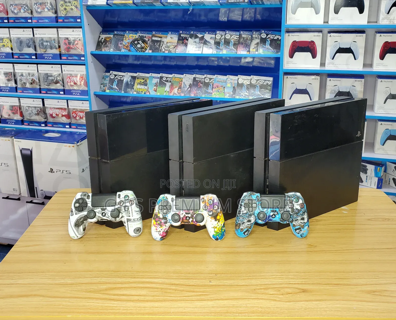 New Year Special Offer | PlayStation 4 Fat + Games + Joystick