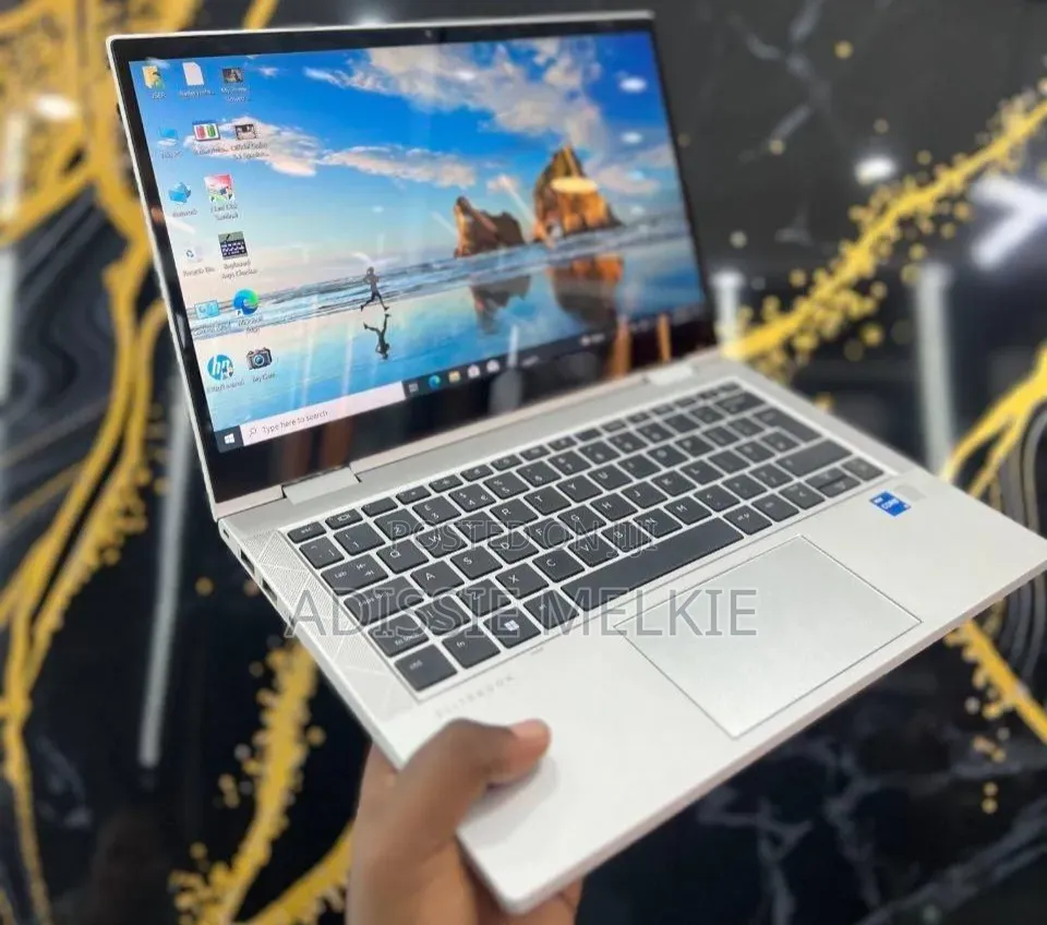 New Laptop HP EliteBook 830 G8 16GB Intel Core i5 SSD 512GB