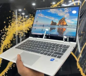 New Laptop HP EliteBook 830 G8 16GB Intel Core i5 SSD 512GB