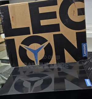 New Laptop Lenovo Legion 9 32GB AMD Ryzen 9 SSD 1T