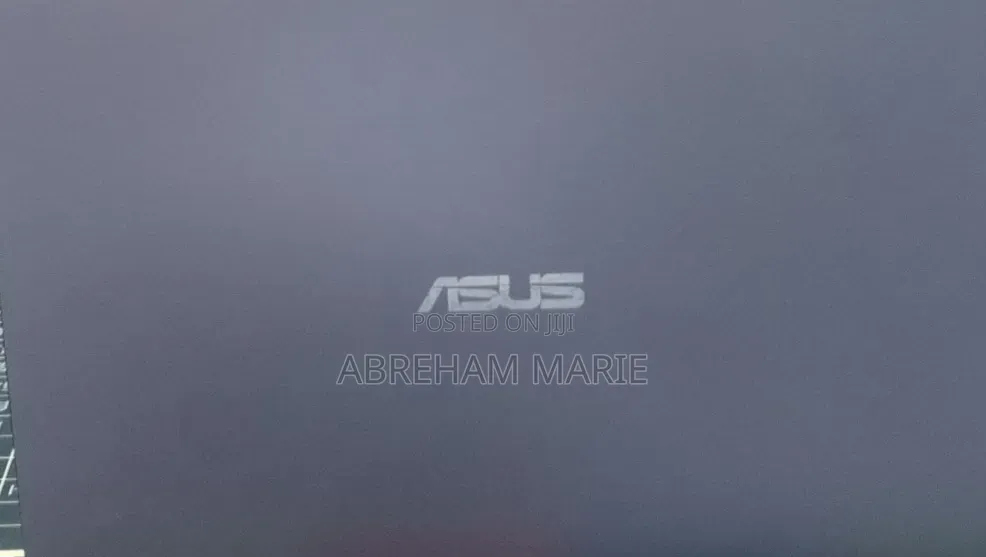New Laptop Asus VivoBook 15 X505BA 8GB Intel Core i3 SSD 256GB