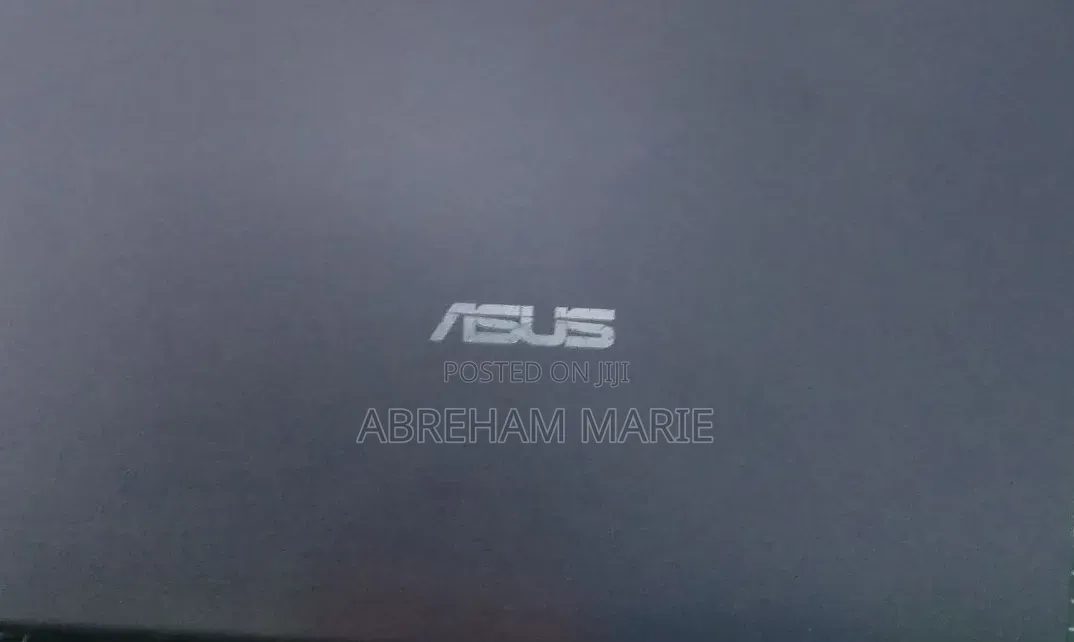 New Laptop Asus VivoBook 15 X505BA 8GB Intel Core i3 SSD 256GB