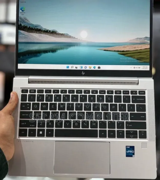New Laptop HP EliteBook 640 G10 16GB Intel Core i7 SSD 512GB