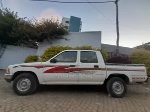 Toyota Hilux 1992 White
