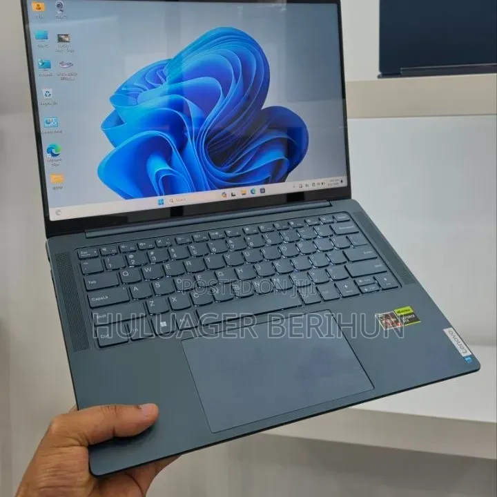 New Laptop Lenovo Yoga 9i 16GB AMD Ryzen 7 SSD 512GB