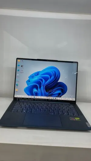 New Laptop Lenovo Yoga 9i 16GB AMD Ryzen 7 SSD 512GB
