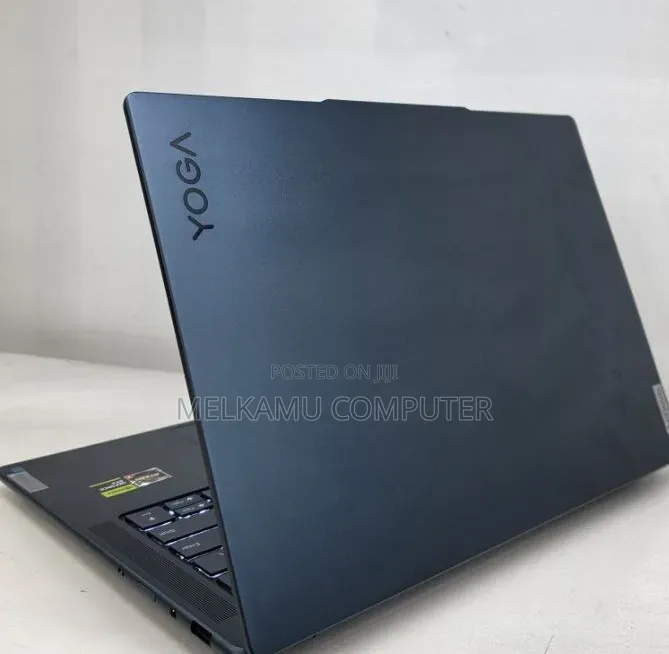 New Laptop Lenovo Yoga 7i 16GB AMD Ryzen 7 SSD 512GB