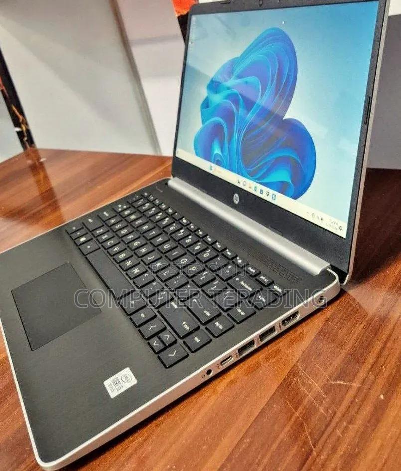 New Laptop HP Stream Notebook 8GB Intel Core i5 SSD 256GB