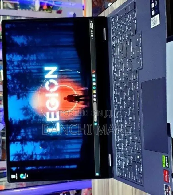 New Laptop Lenovo Legion 5 16GB AMD Ryzen 7 SSD 512GB