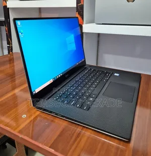 New Laptop Dell XPS 15 16GB Intel Core i7 SSD 512GB