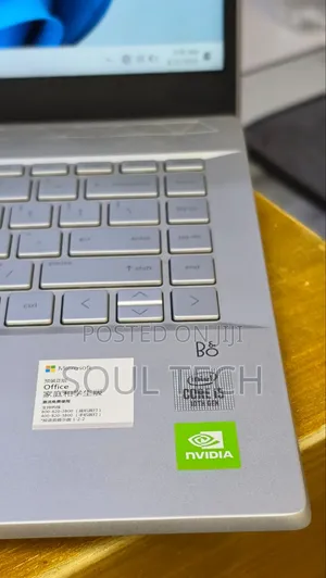 New Laptop HP Pavilion 14 8GB Intel Core i5 SSD 512GB