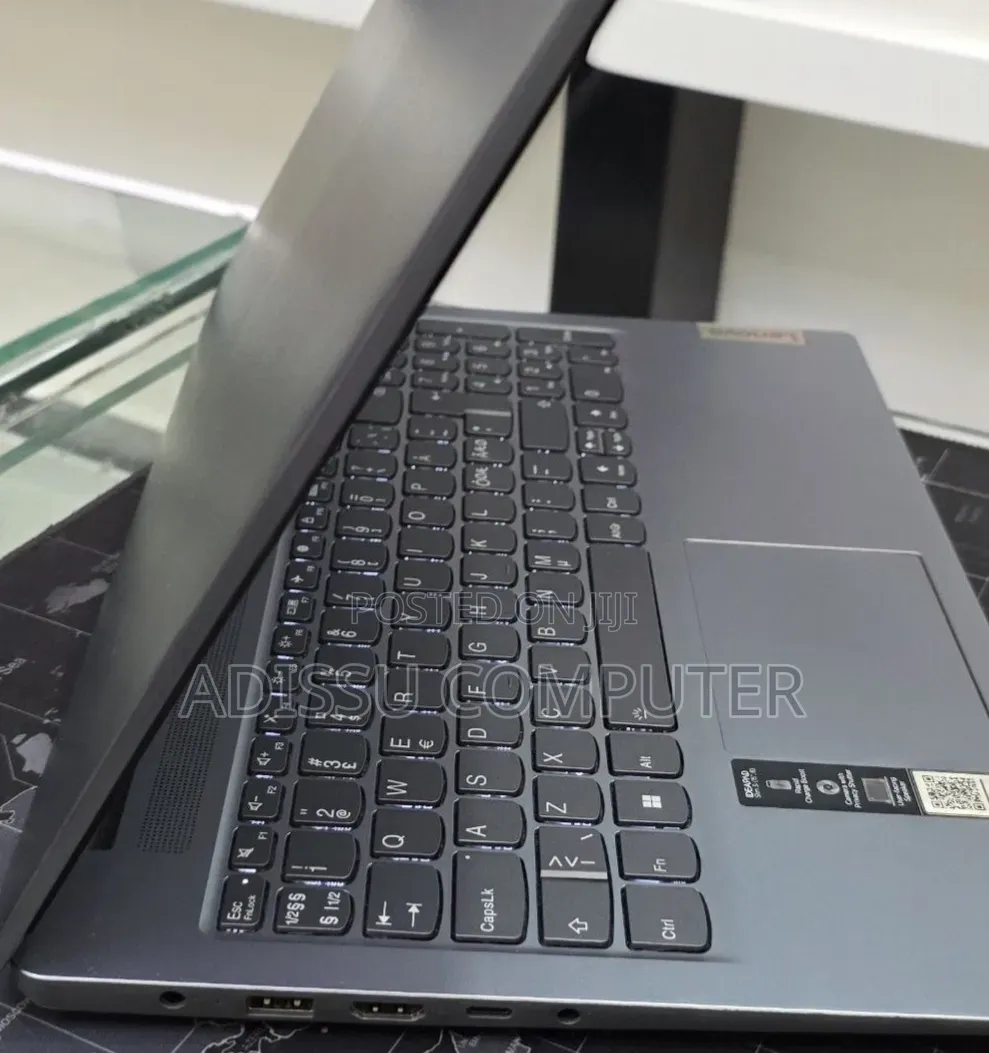 New Lenovo IdeaPad 5 Slim 13th Gen i7 8GB Intel Core i5 SSD 512GB